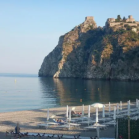 Casa La Ferula * Sant'Alessio Siculo